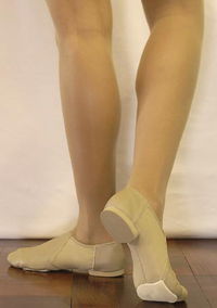 Jazz shoe slip on with split sole - camel